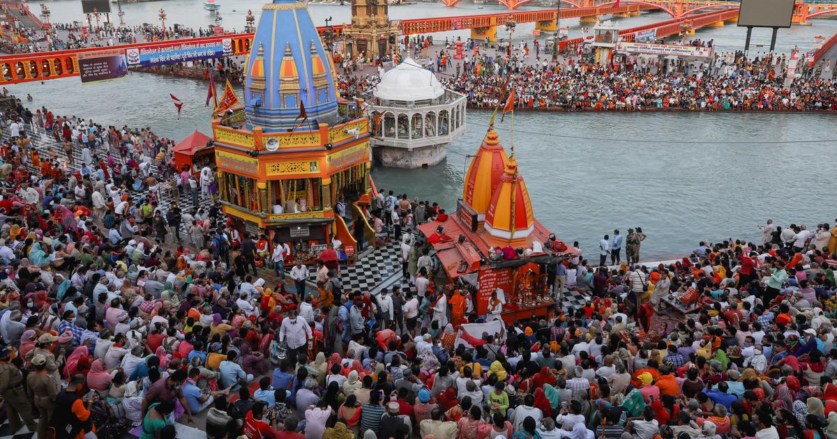 Kumbh Mela Haridwar continue , however 2,167 Covid Cases But No Plans to Cut Short .